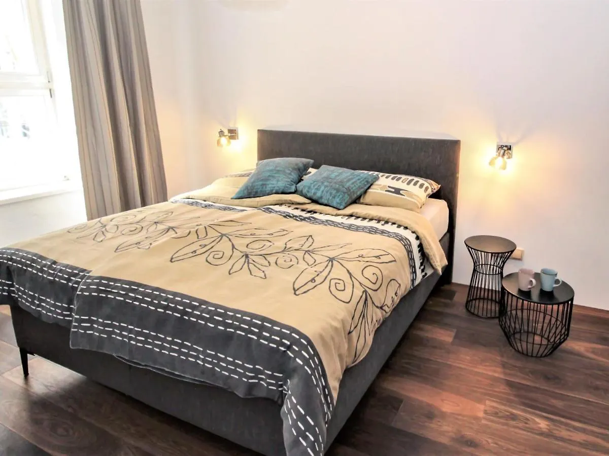 Apartment Kavalirka Prague