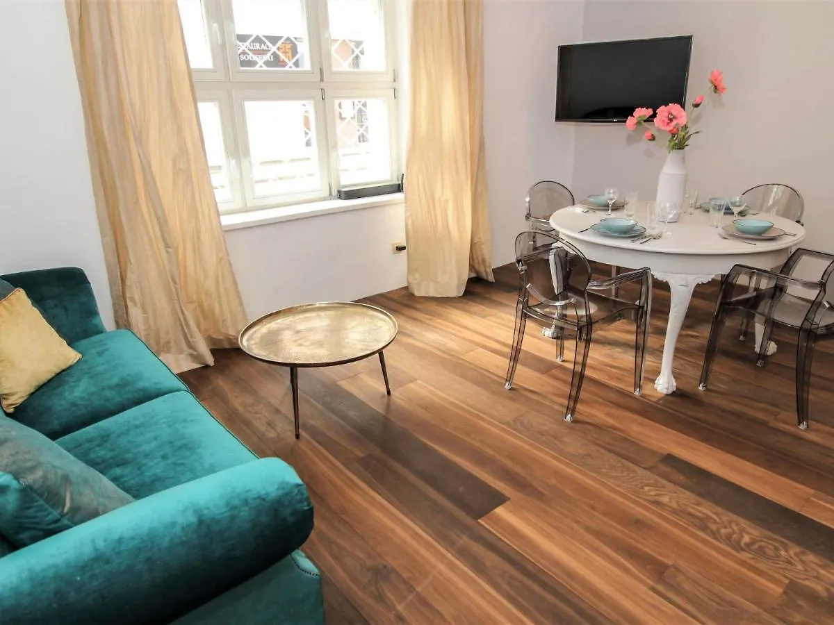 Apartment Kavalirka Prague